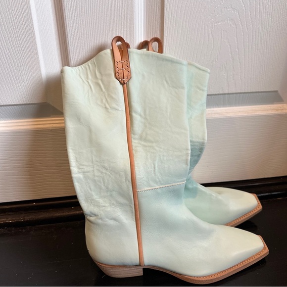 We The Free Montage Pull On Leather Boots 8/38 - Picture 5 of 8